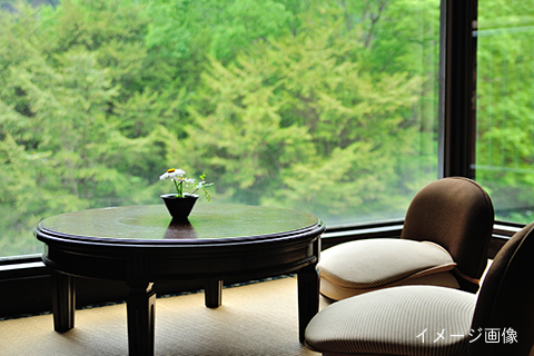 有料老人ホームのホール・マネージャー候補/高給与/年間休日120日/千葉県鴨川市