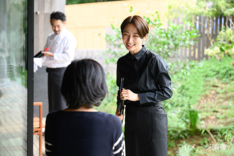 有料老人ホームのホール・マネージャー候補/高給与/年間休日120日/千葉県鴨川市